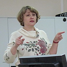 Семинар открывает Долгушина Елена Ивановна, директор Государственного архива социально-политической истории Тюменской области